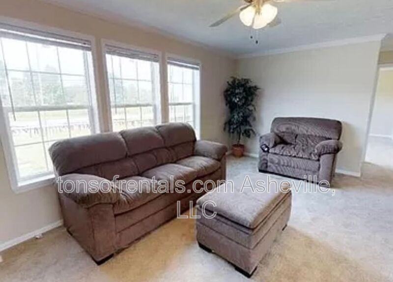 3 Dadoo Dr - Photo 2 of 25