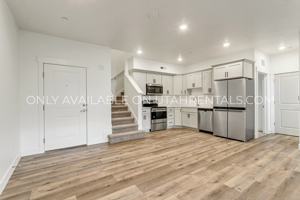 featured image of 768 Sw #202