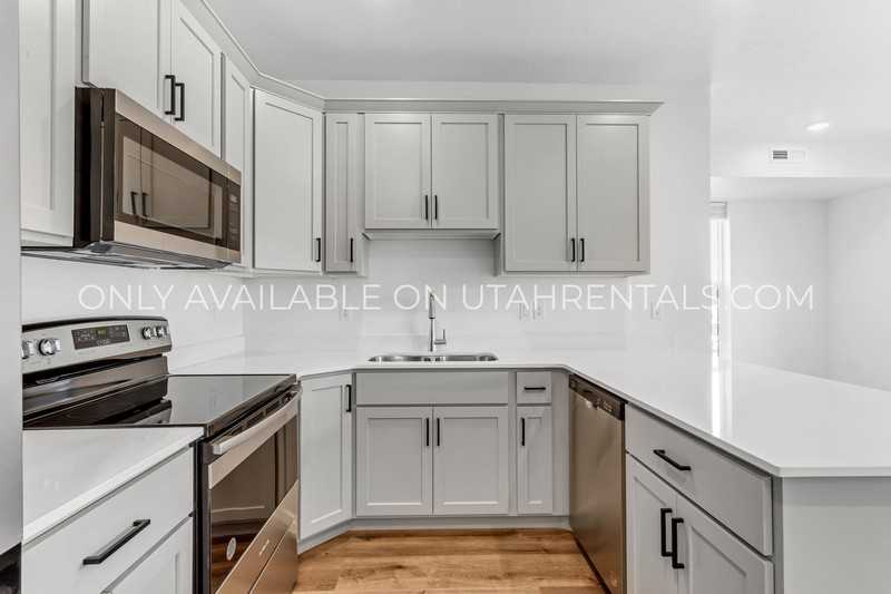 768 Sw #209 - Photo 7 of 24