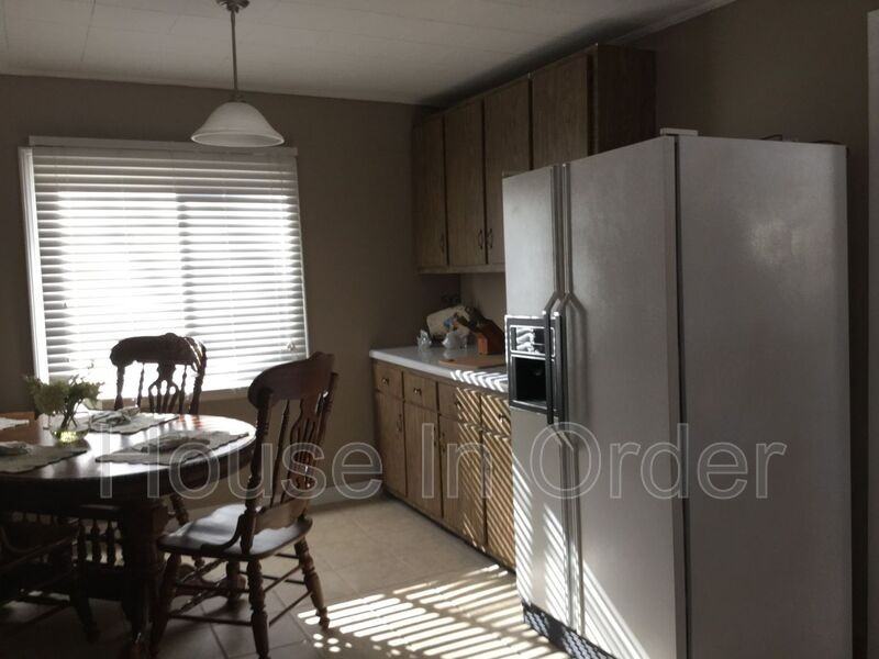 1451 Dana Rd - Photo 4 of 11