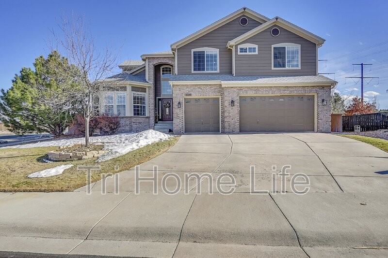 6339 Sapphire Pointe Blvd - Photo 2 of 50