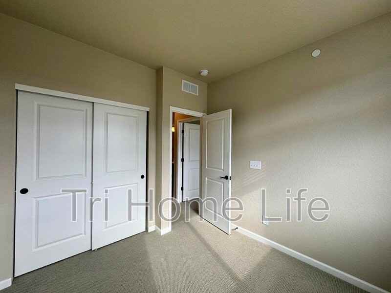 7022 Doncaster Ct - Photo 6 of 35