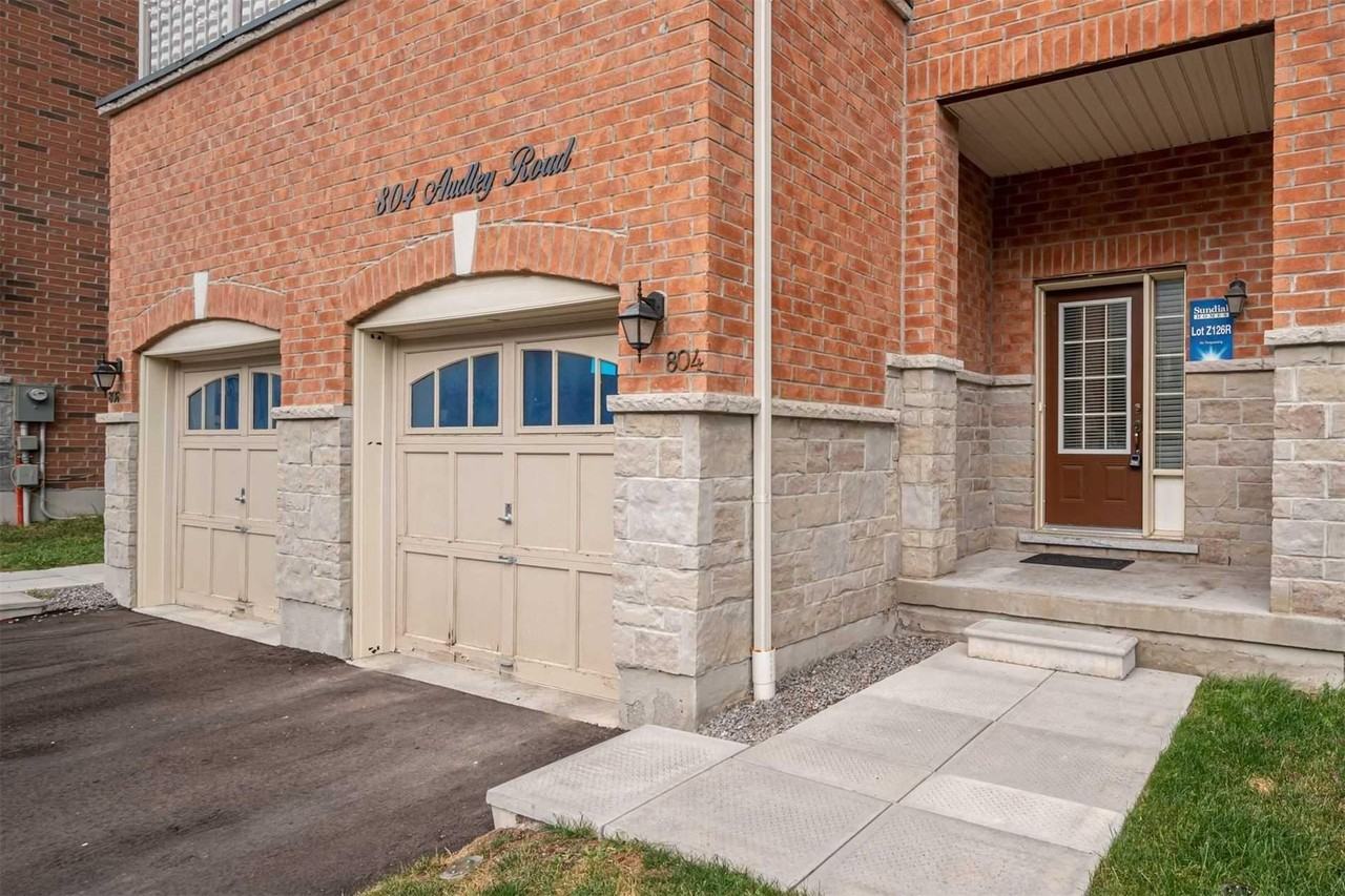 804 Audley Rd N - Photo 2 of 40