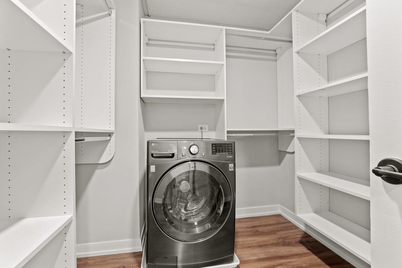 1212 S Michigan Ave #2-2 - Photo 7 of 27