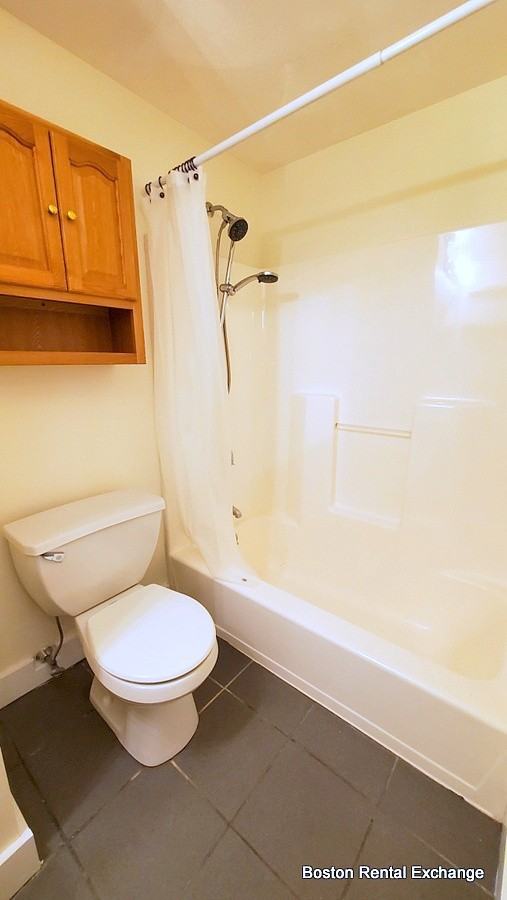 300 Highland Ave - Photo 7 of 9