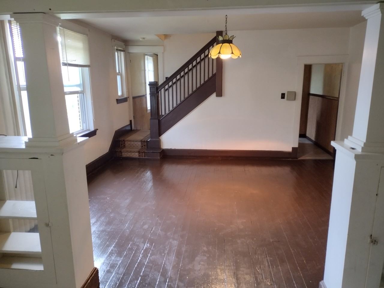 343 Linden Ave - Photo 6 of 7