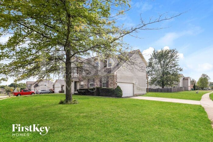 1934 Tawney Ln - Photo 2 of 16