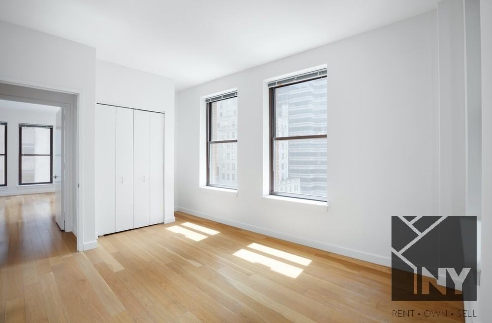 Wall St #25B - Photo 3 of 7