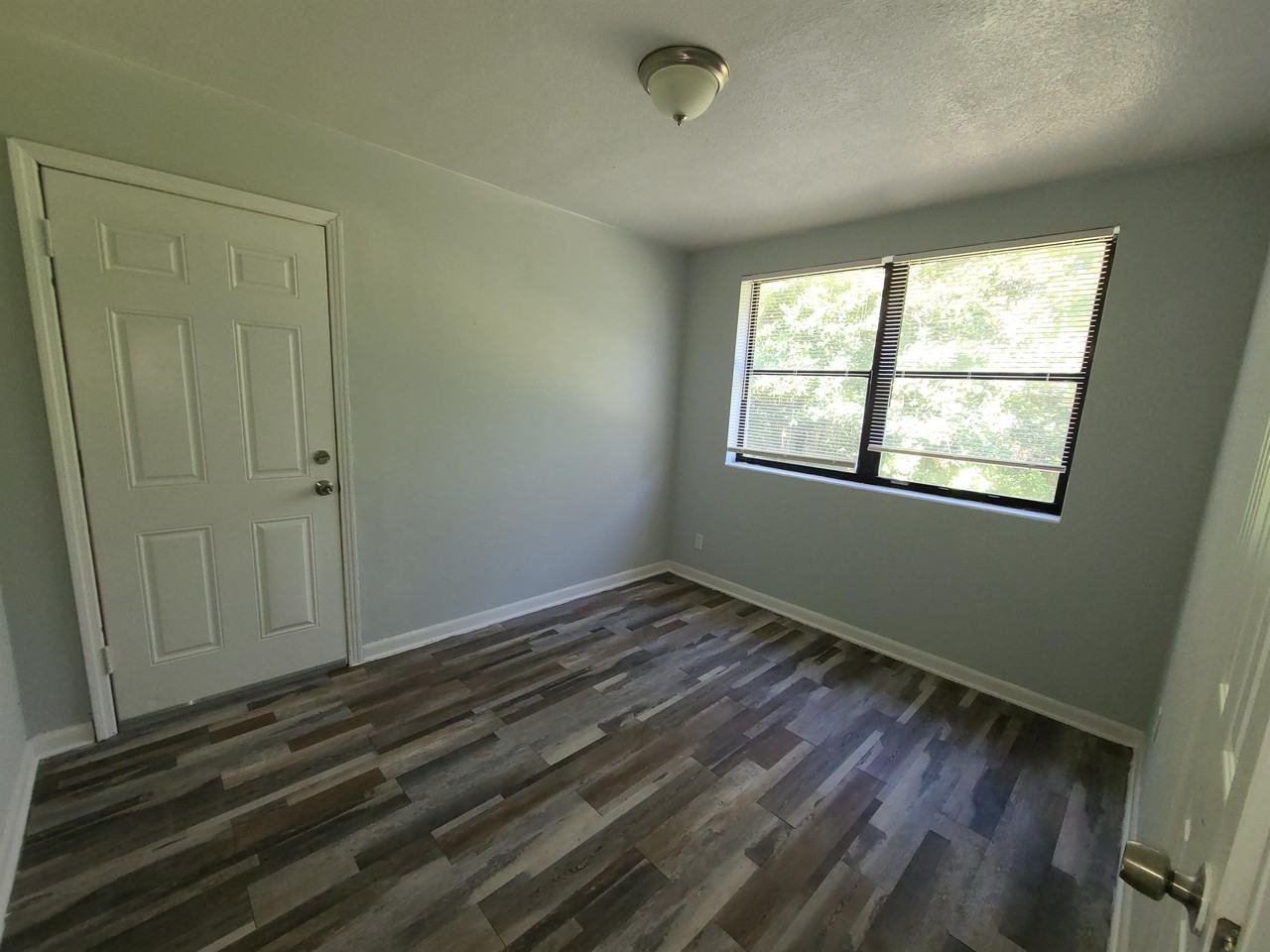 640 Detroit Street # 7 - Photo 3 of 8