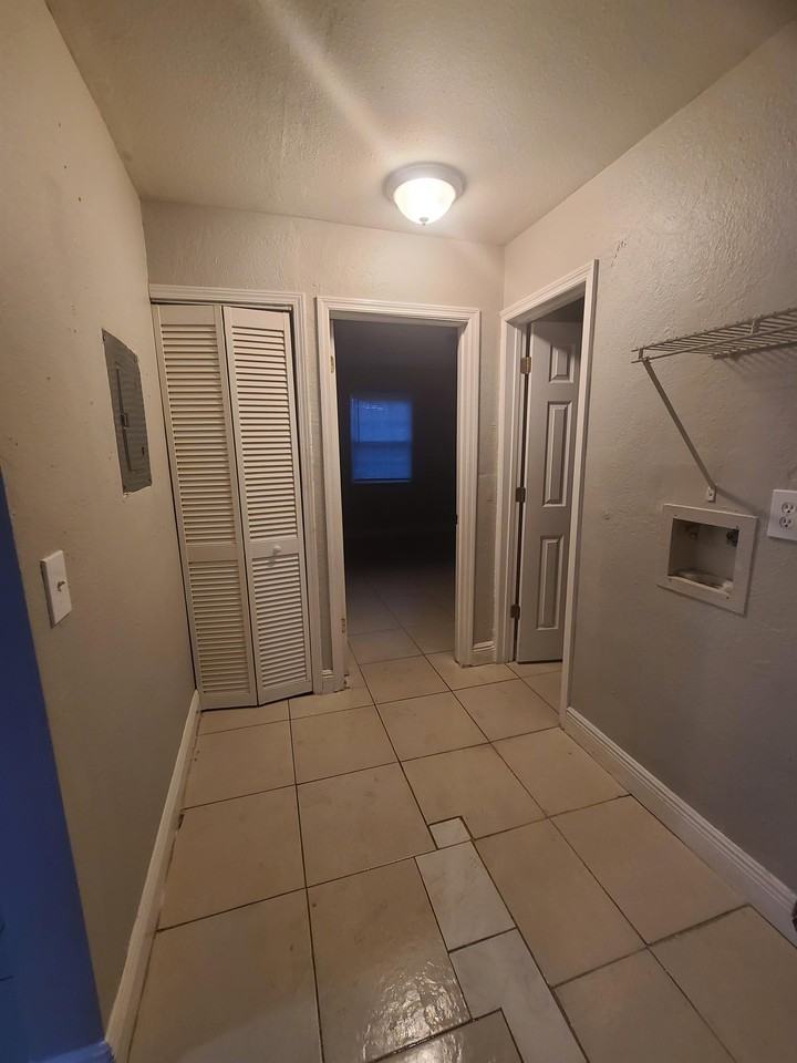 LORENZO_4178 Lorenzo Court #3 - Photo 5 of 11