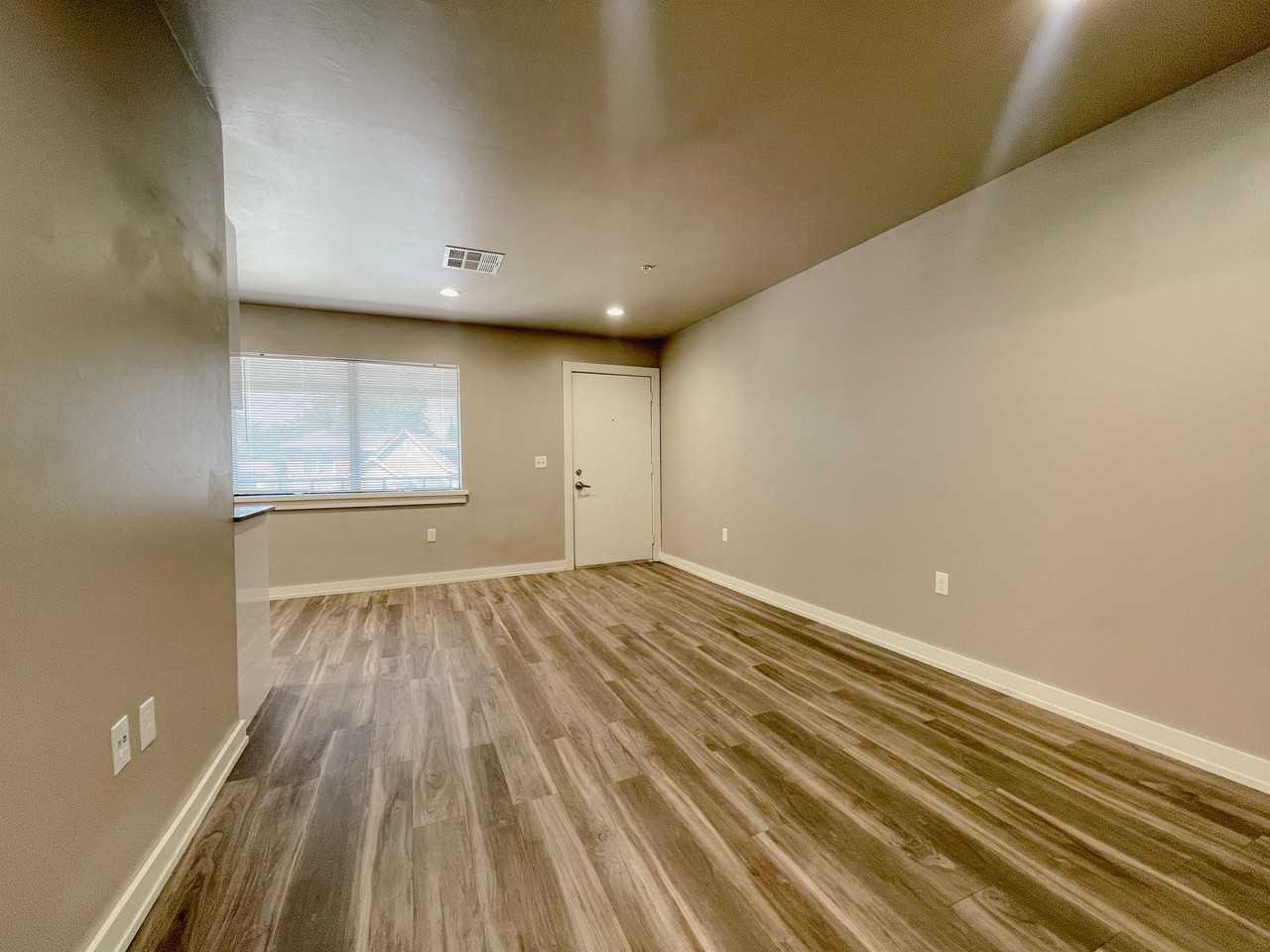 The Vic - East - Photo 3 of 12