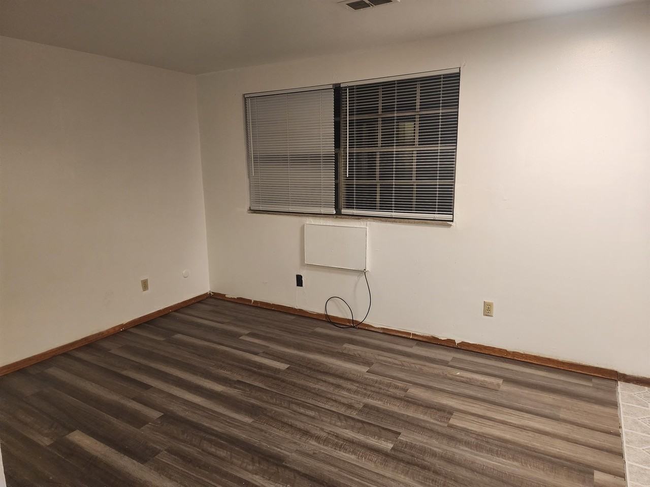 365 South Yale Avenue - Photo 6 of 10