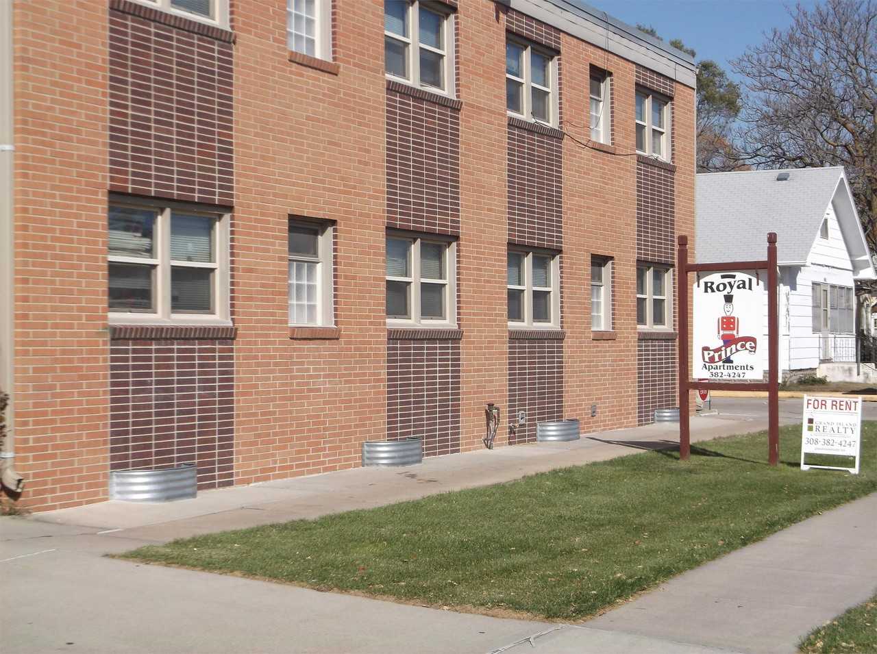 Royal Prince - Photo 7 of 25