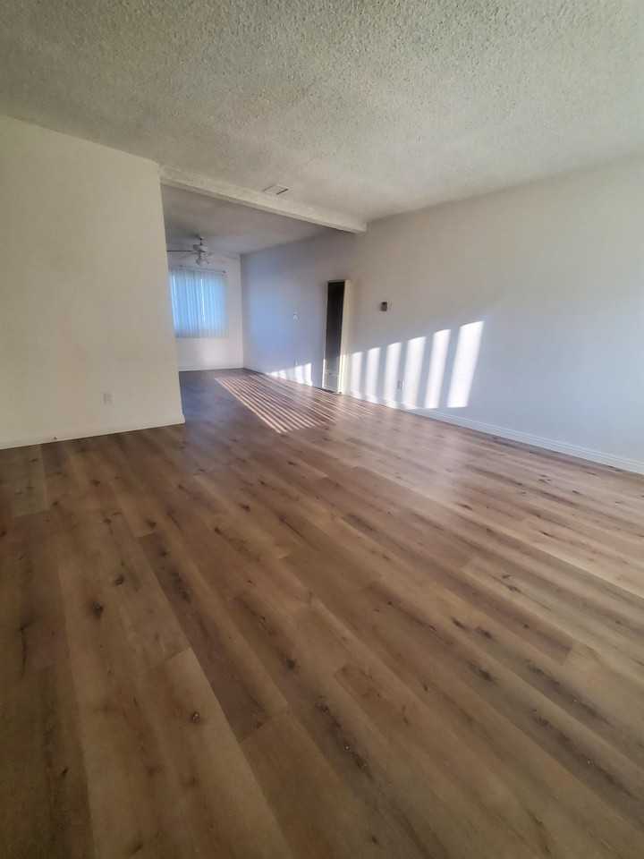 640 Imperial - Photo 3 of 29