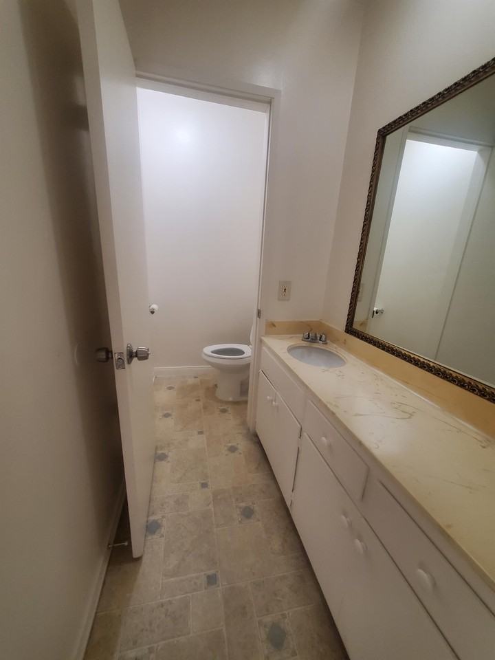 640 Imperial - Photo 4 of 29