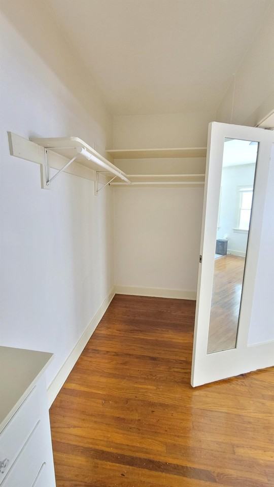 1040 E. Appleton St. - Photo 7 of 9