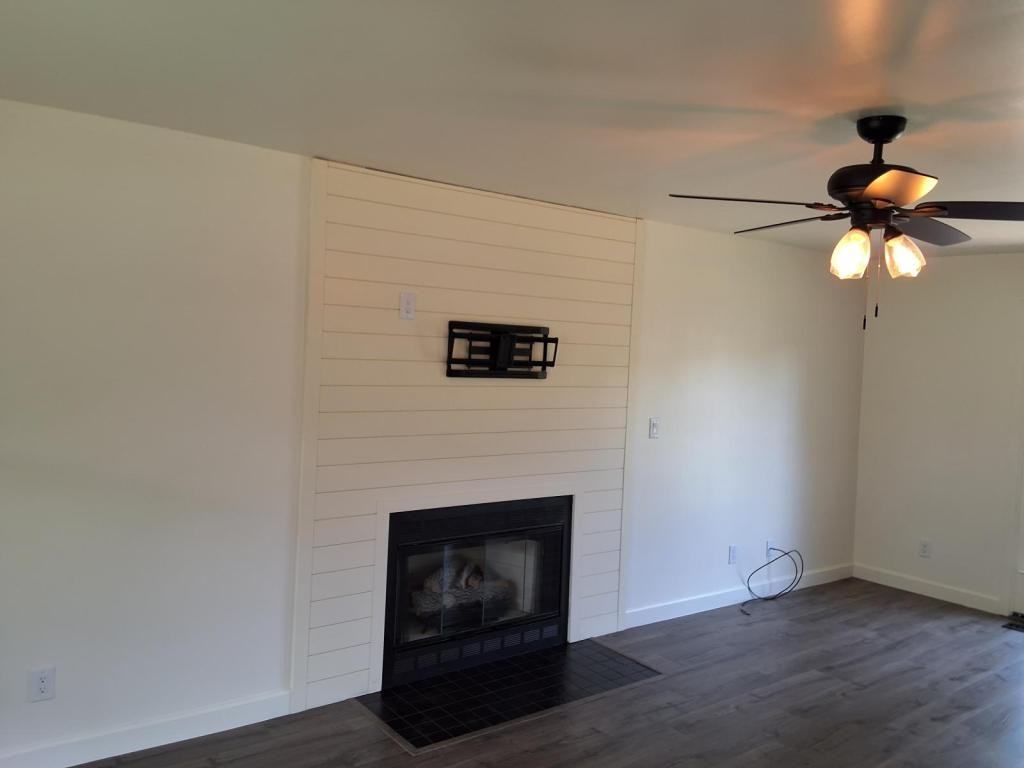 7620 Hammersley Rd - Photo 6 of 18