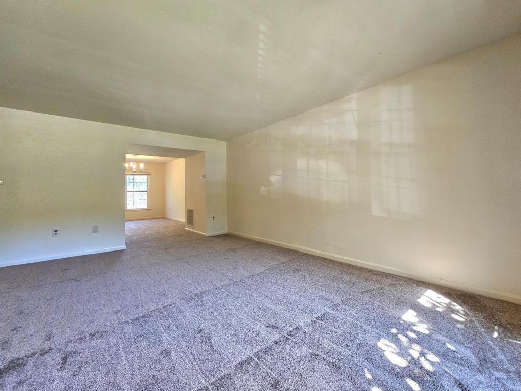 4713 Gainsborough Dr - Photo 2 of 25