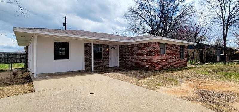 218 Dodson St - Photo 2 of 22