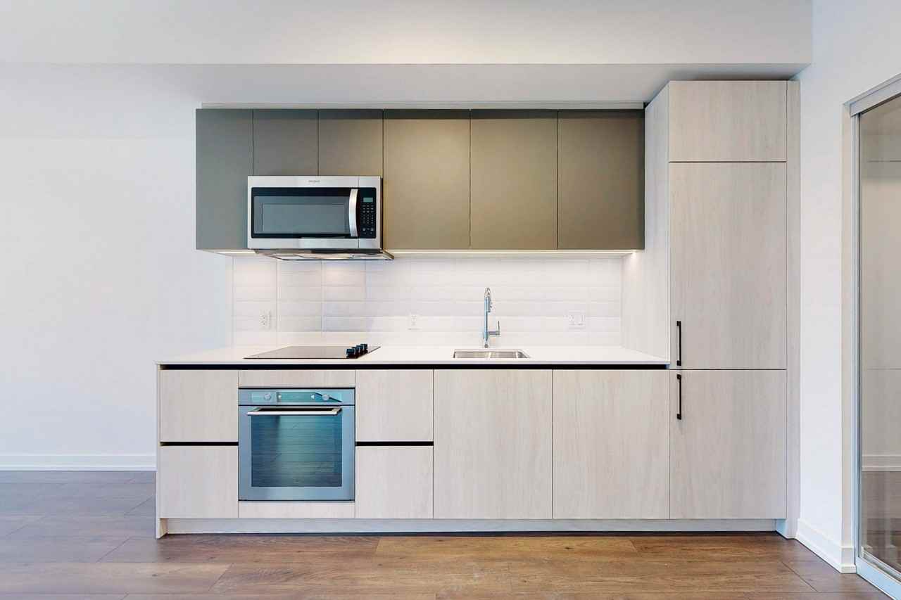 150 Logan Ave - Photo 2 of 16
