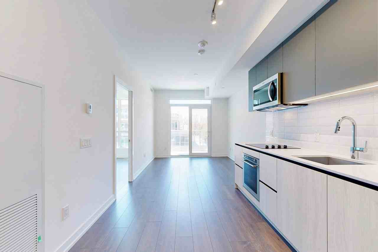 150 Logan Ave - Photo 3 of 16