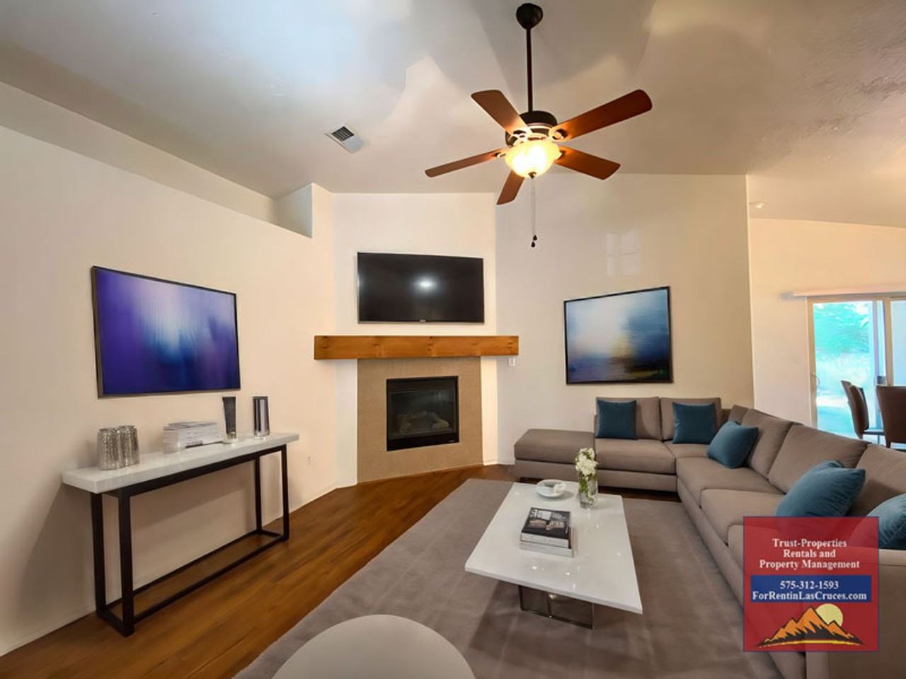 2542 Kentwood Ct - Photo 2 of 9