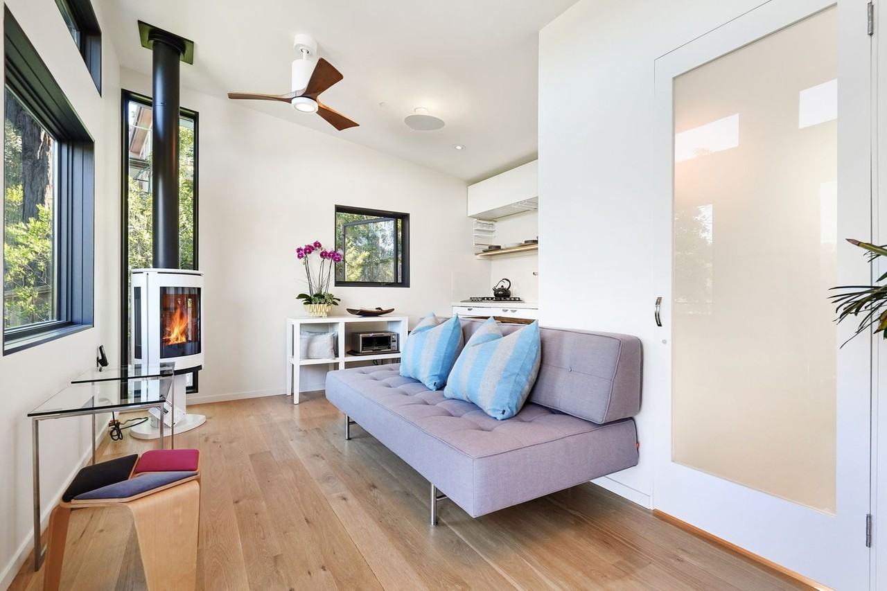 51A Grove St - Photo 4 of 17