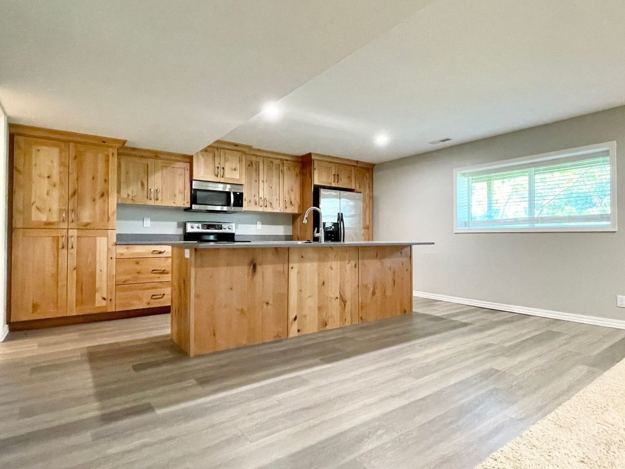 1403 Northridge Dr - Photo 7 of 18