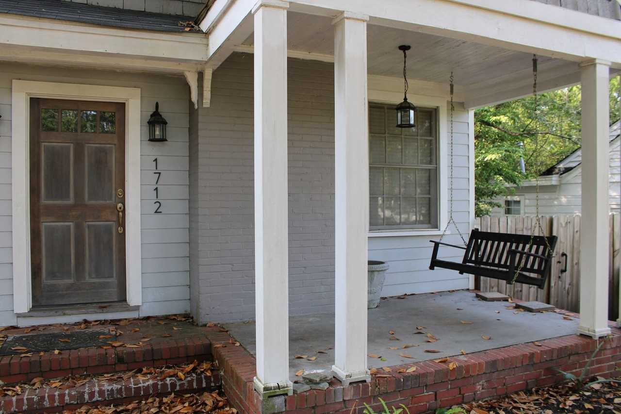 1712 King Woods Dr - Photo 2 of 21