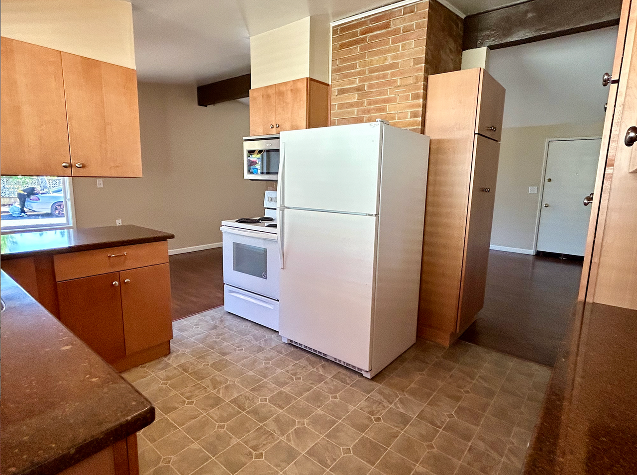 5710 S Norfolk St - Photo 6 of 21