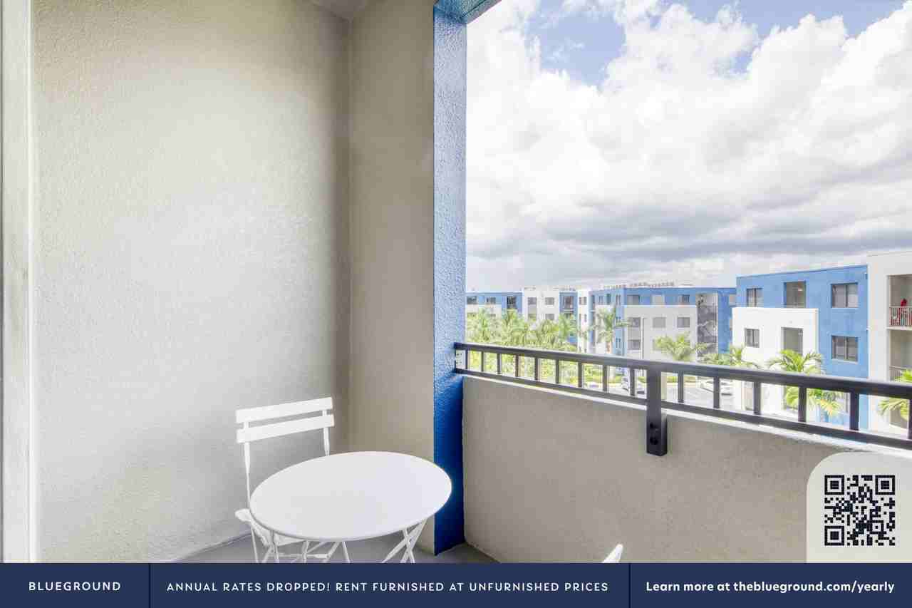 8800 Doral Boulevard - Photo 4 of 48