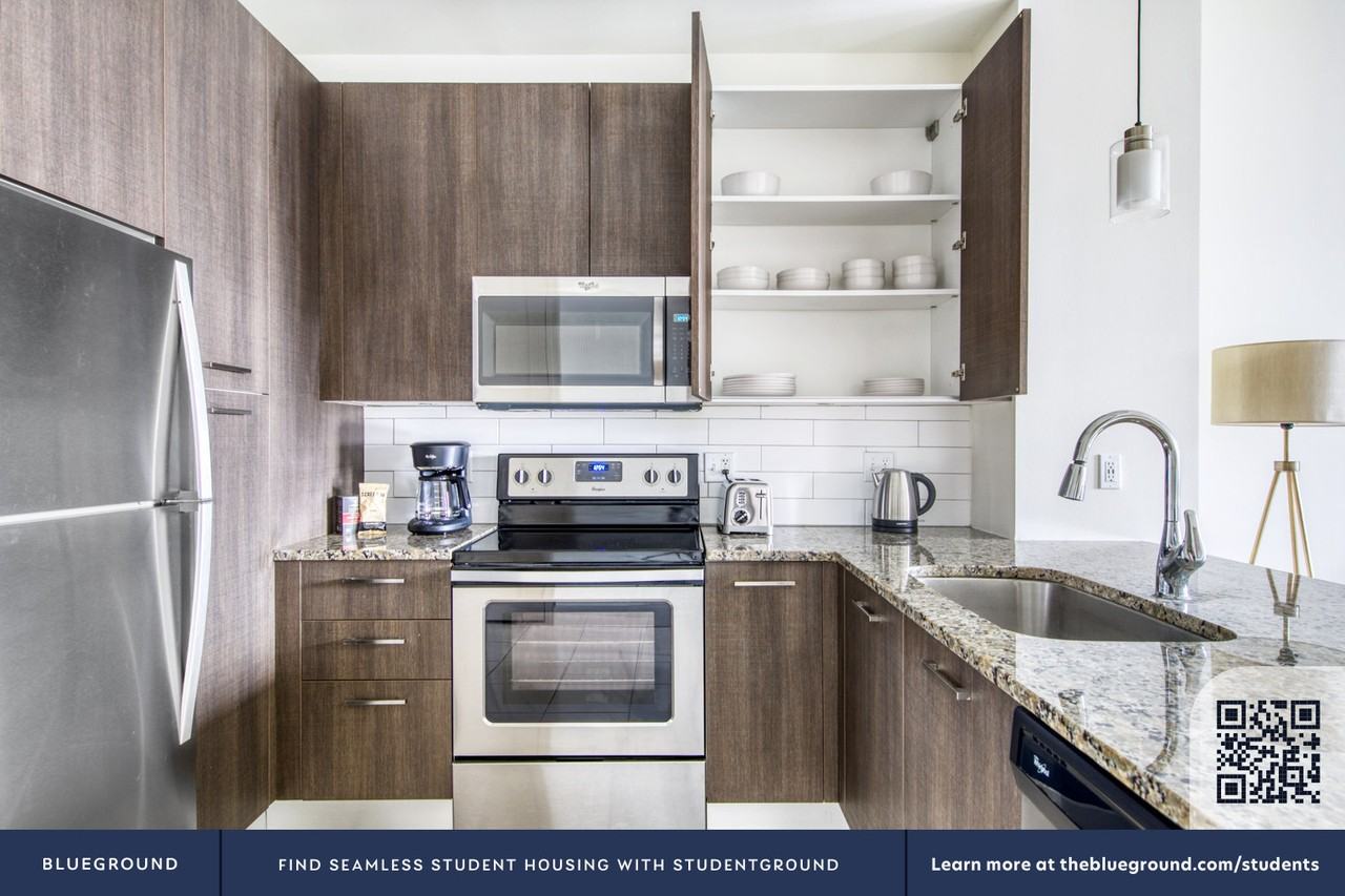 8800 Doral Boulevard - Photo 7 of 48