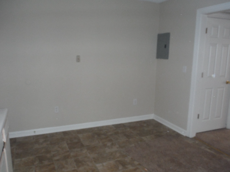 3194 Williams Rd #18 - Photo 7 of 10