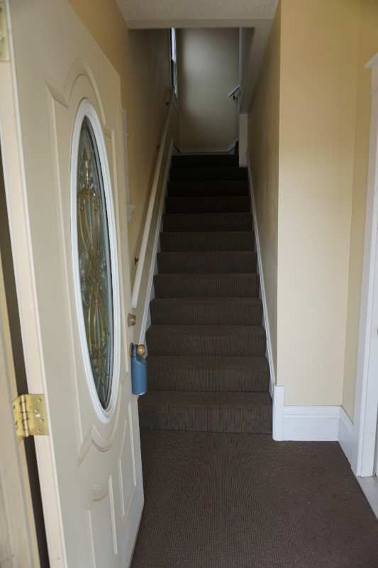 648 Smith Ave S #UPPR - Photo 2 of 20