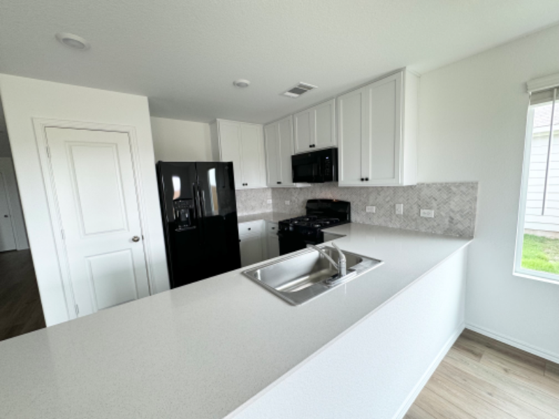 614 Clear Sky Dr - Photo 3 of 23