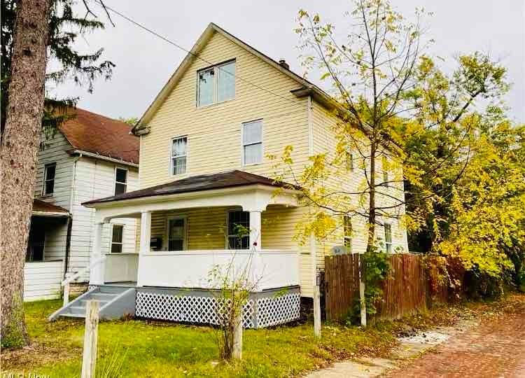 559 Dayton Street - Photo 3 of 18