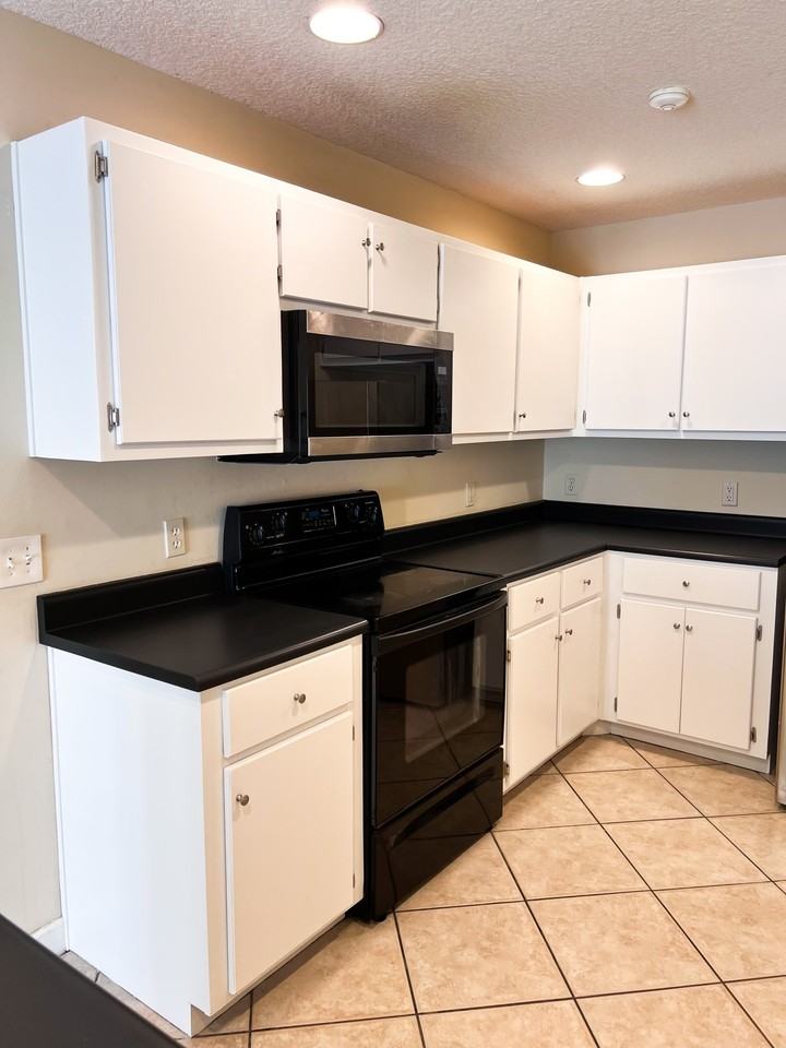 252 Windridge Dr #252 - Photo 5 of 17