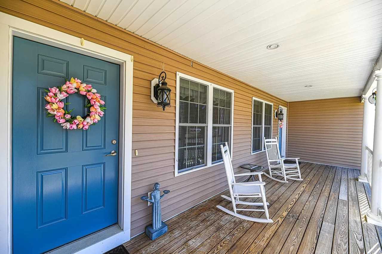 8 Batchelder Rd #A - Photo 3 of 16