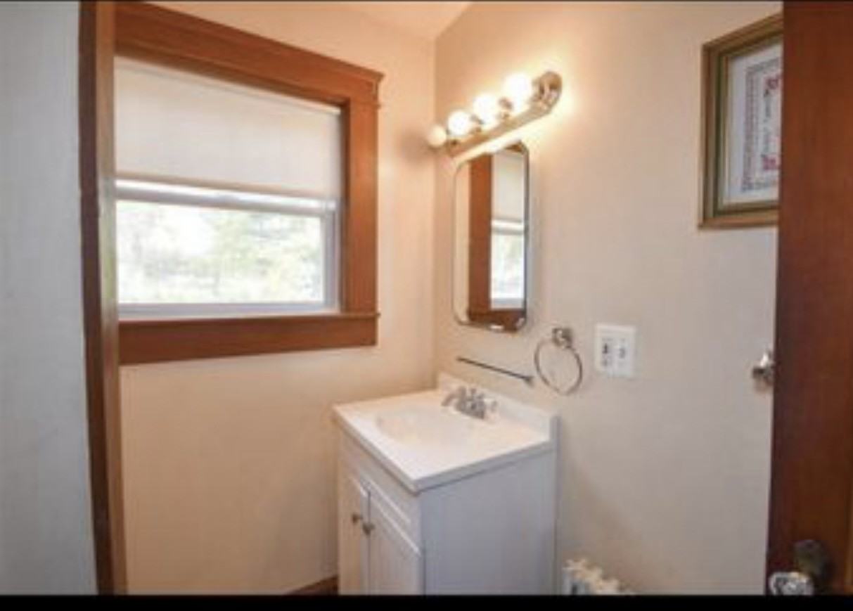 8 Norway Plains Rd #NA - Photo 3 of 16