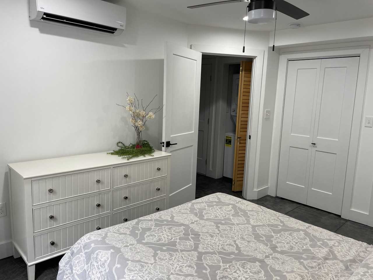 2308 Shannon Pl Se #2 - Photo 5 of 15