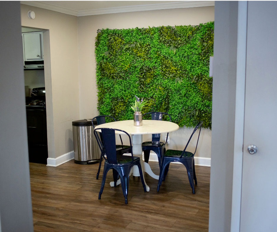 Ashberry - Photo 7 of 19