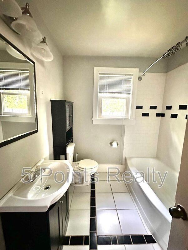 1310 Jones Ave - Photo 7 of 15