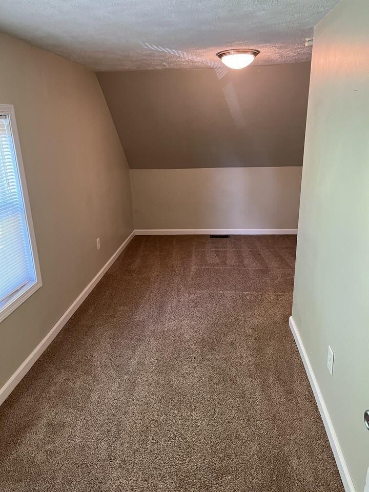 13 North Main Street #1 - Photo 3 of 5