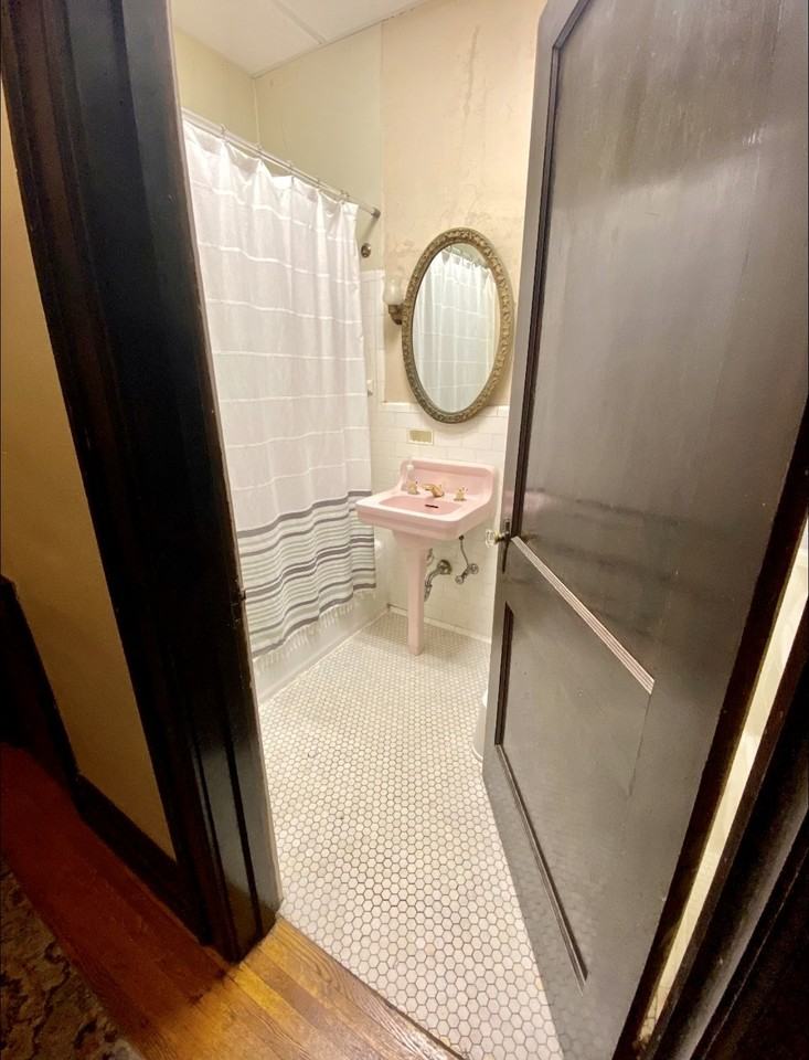 Grace Apartments 1029 10th Street/940 11th Avenue, Huntingt - Photo 7 of 14