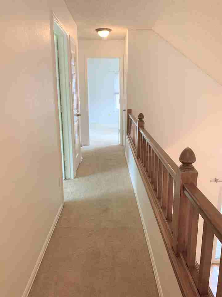 430 Somerset Drive - Photo 6 of 10