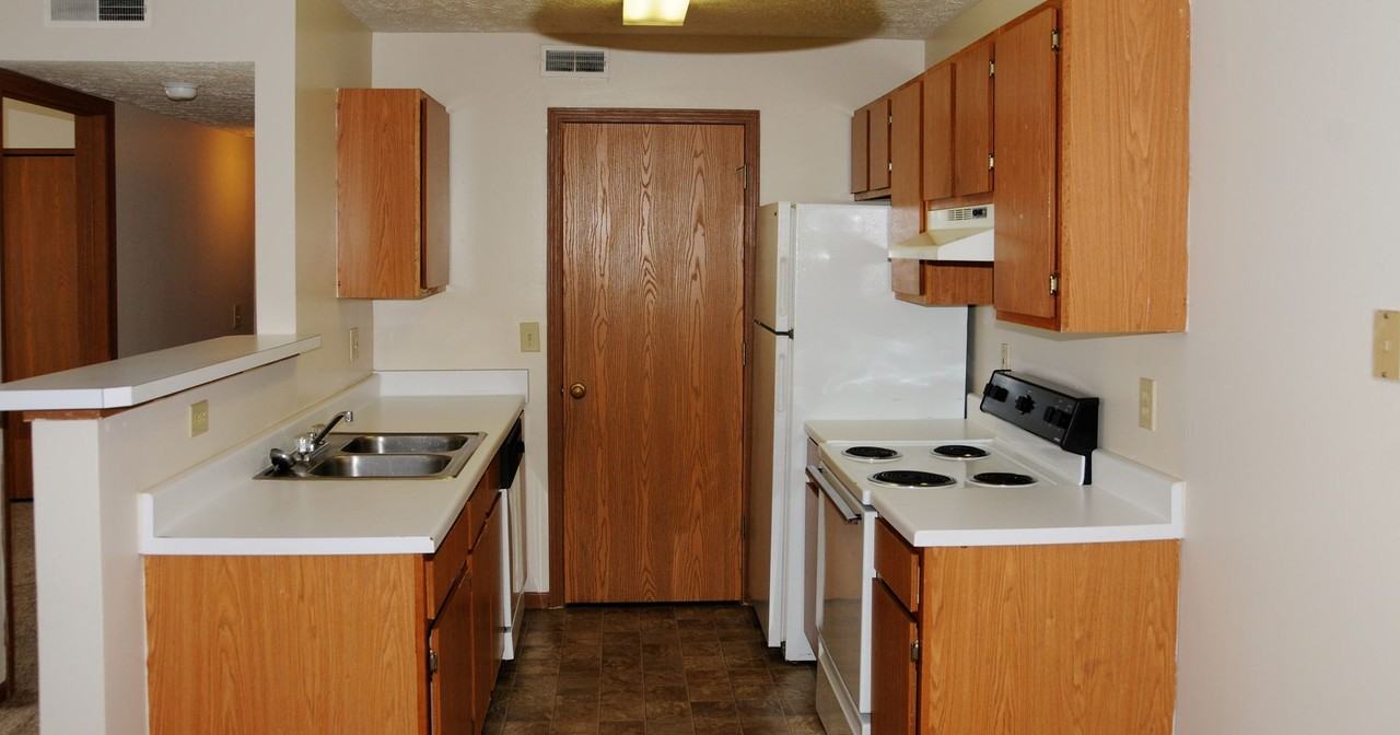 5561 Cedar Spgs - Photo 5 of 12