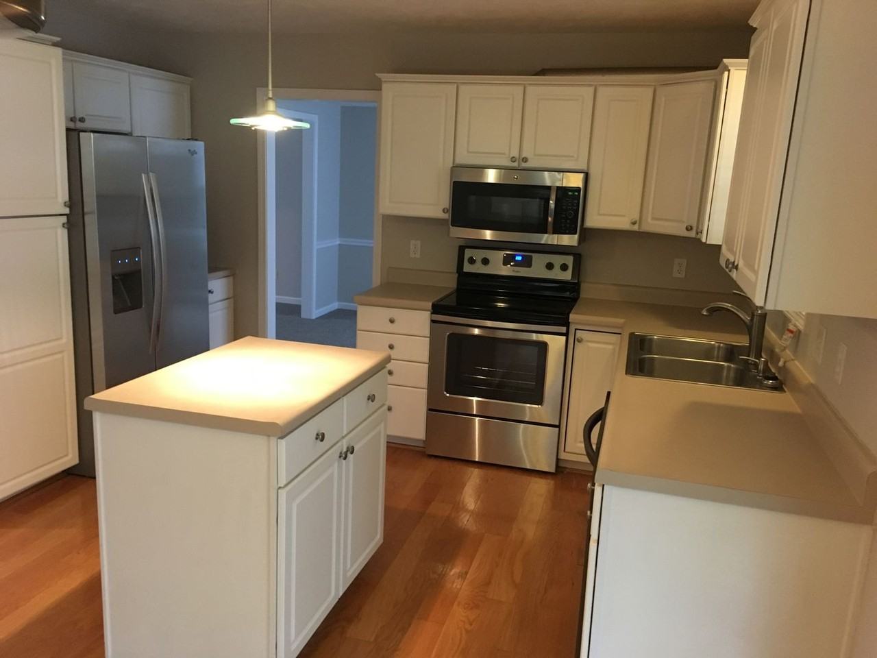 701 E Tomaras Ave - Photo 2 of 22