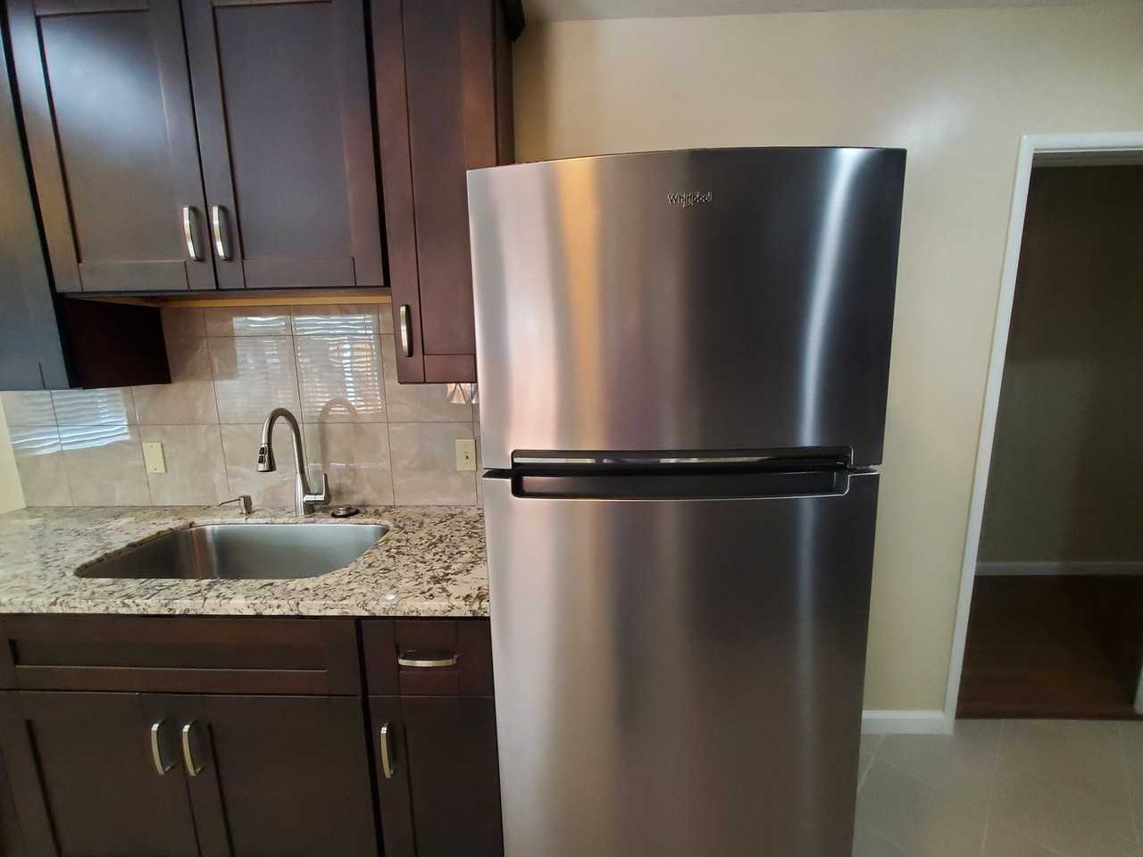 68 Central Ave - Photo 6 of 31