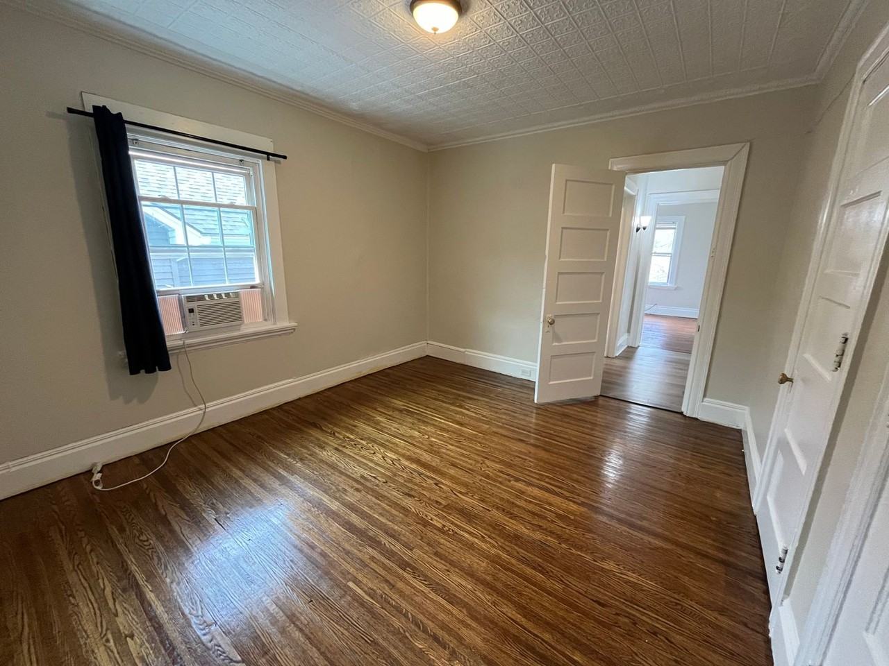 24-24.5 Bartlett Street - Photo 3 of 8