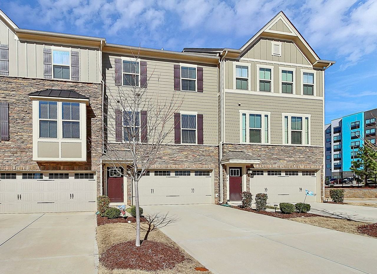 104 Helm Ln #B - Photo 2 of 32
